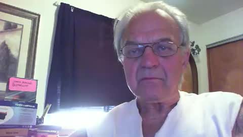Snapshot of skeeeziks chatting on June 2026 02:55:01 PM skeeeziks online show from June 2026 02:55:01 PM