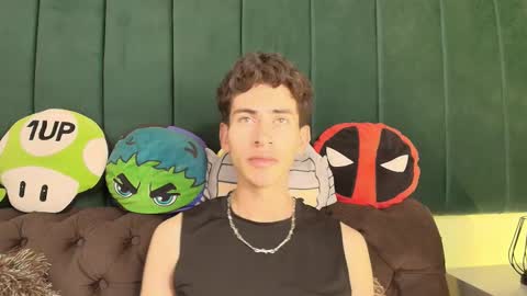 skinny jean  online show from February 2026 08:31:02 PM