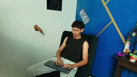 skinny jean  online show from March 2026 08:58:02 PM