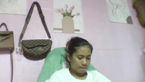 skinnybodyme24 online show from November 2025 01:33:01 AM