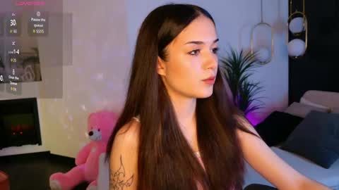 Ellie online show from May 2026 07:30:02 PM