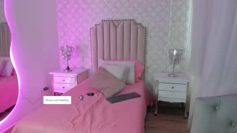 Snapshot of skinnygirl_28 chatting on February 2026 06:48:01 PM SkinnyGirl online show from February 2026 06:48:01 PM