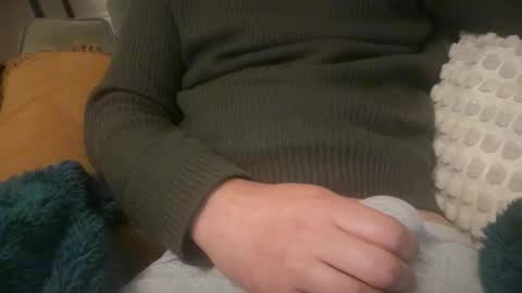 Snapshot of skinnyguyfun chatting on March 2026 10:43:02 PM skinnyguyfun online show from March 2026 10:43:02 PM