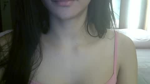 Snapshot of skinnykittencam chatting on April 2026 03:37:01 PM skinnykittencam online show from April 2026 03:37:01 PM