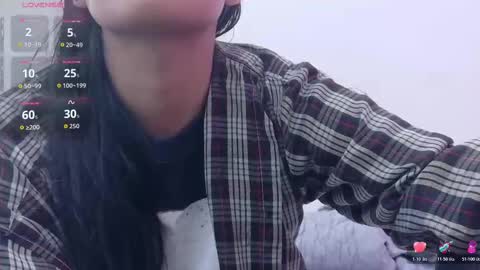 Snapshot of skinnyneighbour_ chatting on October 2025 02:59:01 AM Karla online show from October 2025 02:59:01 AM