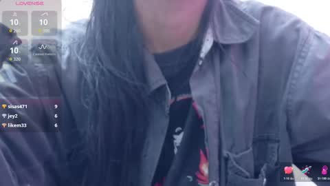 Snapshot of skinnyneighbour_ chatting on November 2025 02:56:02 AM Karla online show from November 2025 02:56:02 AM