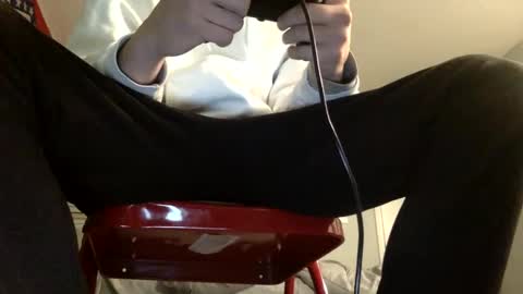 Snapshot of skinnypole6 chatting on January 2025 12:57:02 AM skinnypole6 online show from January 2025 12:57:02 AM