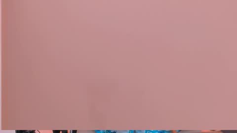 YULIANA online show from October 2025 07:32:01 PM