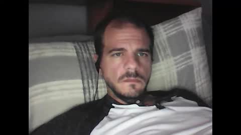 Snapshot of skippy6988 chatting on September 2025 06:46:02 PM Easy-E online show from September 2025 06:46:02 PM