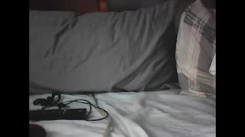 Snapshot of skippy6988 chatting on September 2025 07:30:01 PM Easy-E online show from September 2025 07:30:01 PM