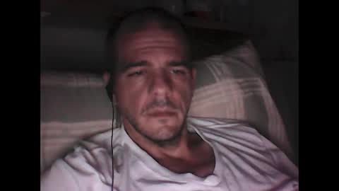 Snapshot of skippy6988 chatting on October 2025 05:06:02 AM Easy-E online show from October 2025 05:06:02 AM