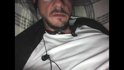 Snapshot of skippy6988 chatting on October 2025 02:05:01 PM Easy-E online show from October 2025 02:05:01 PM