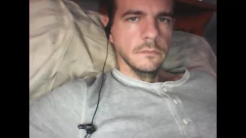 Snapshot of skippy6988 chatting on October 2025 07:30:02 PM Easy-E online show from October 2025 07:30:02 PM