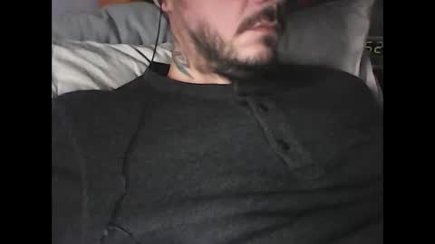 Snapshot of skippy6988 chatting on November 2025 06:51:01 PM Easy-E online show from November 2025 06:51:01 PM