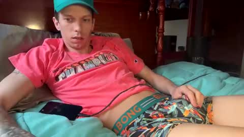 Snapshot of skittles933 chatting on February 2025 01:14:01 PM Skittles online show from February 2025 01:14:01 PM