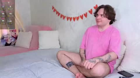 Ethan and Mona online show from July 2026 07:53:01 PM