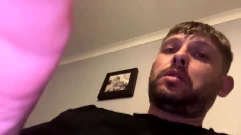 skuzzy25 online show from May 2026 01:58:02 AM