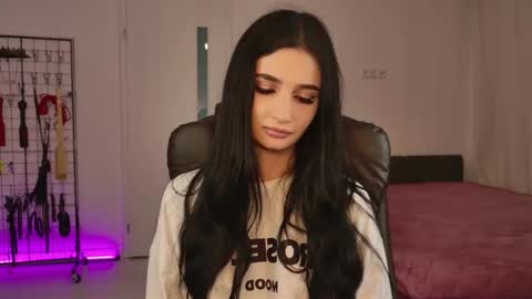 Eliza online show from March 2026 07:47:02 AM