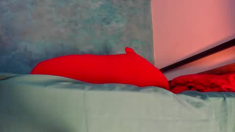 sky_wild online show from February 2026 03:16:02 AM