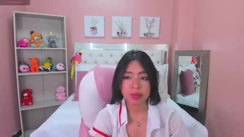 Snapshot of sky_winter chatting on February 2026 02:27:01 PM S O F I online show from February 2026 02:27:01 PM