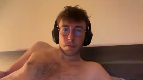 skyisthelimit1995 online show from May 2026 08:50:02 PM