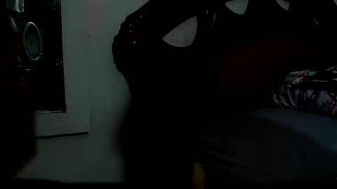 skyla online show from September 2025 12:00:02 AM