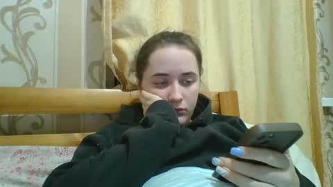 skyressie333 online show from January 2025 06:56:02 PM