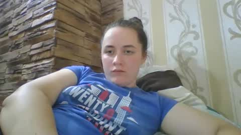 skyressie333 online show from October 2025 07:55:01 PM