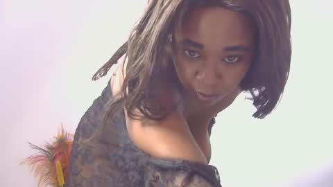 Bella online show from February 2025 12:38:02 PM