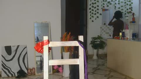 Bella online show from October 2025 02:10:01 AM