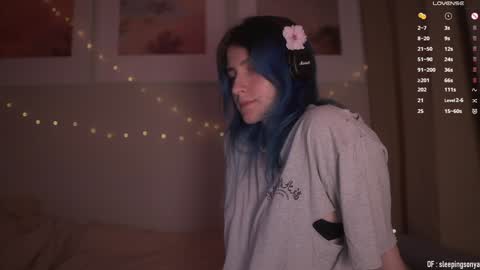 Sonya online show from December 2024 09:06:01 PM