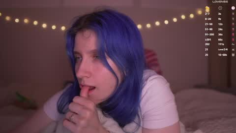 Sonya online show from March 2025 10:32:01 PM