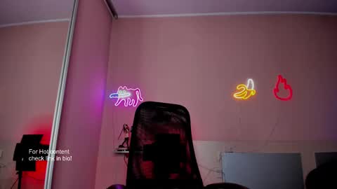 Slemgem Amy  friends online show from February 2025 08:24:01 PM