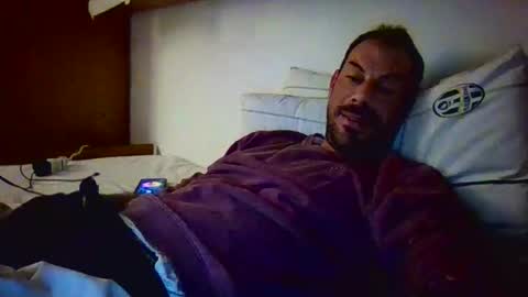 Snapshot of slevin1983 chatting on December 2024 07:43:02 PM slevin online show from December 2024 07:43:02 PM