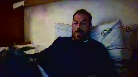 Snapshot of slevin1983 chatting on December 2024 05:43:01 PM slevin online show from December 2024 05:43:01 PM