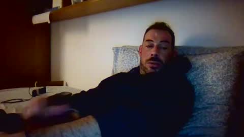 Snapshot of slevin1983 chatting on February 2025 02:40:01 PM slevin online show from February 2025 02:40:01 PM