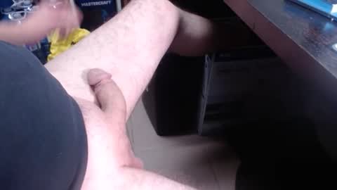 Snapshot of sliderguy699 chatting on February 2026 03:02:01 AM sliderguy699 online show from February 2026 03:02:01 AM