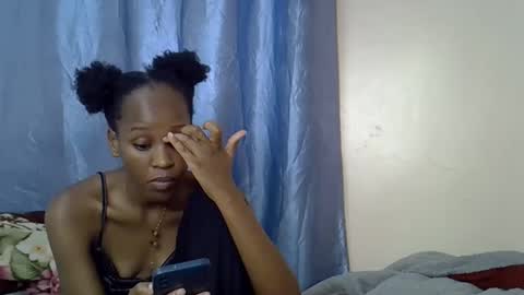 Alicia online show from November 2025 06:40:02 PM