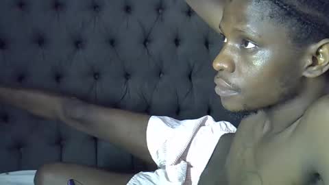 slim long01 online show from October 2025 07:56:01 PM