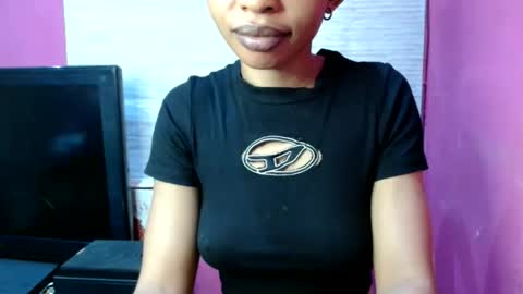 slimass31 online show from May 2026 11:00:01 PM