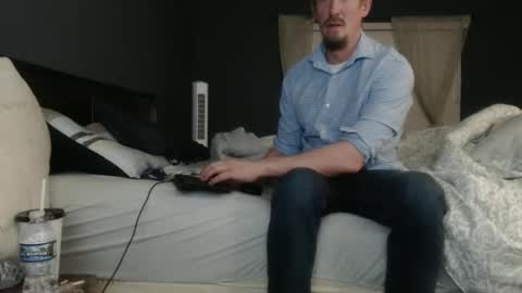 Snapshot of slimjp chatting on March 2026 12:50:01 AM slimjp online show from March 2026 12:50:01 AM