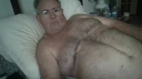 slippery_duck online show from December 2024 04:31:01 PM