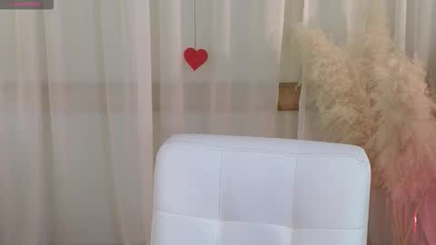 Emilia online show from February 2026 12:24:01 PM