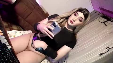 Nathalie online show from May 2026 07:59:02 AM