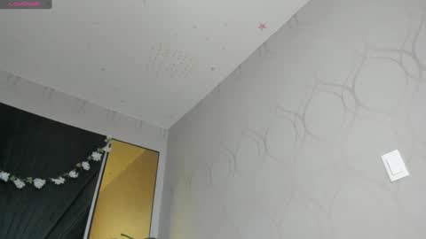 Paola  online show from February 2025 03:19:01 PM