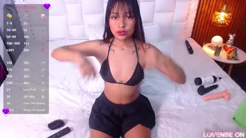 Snapshot of slutlittlecamila chatting on March 2025 03:05:02 AM CAMILA  online show from March 2025 03:05:02 AM