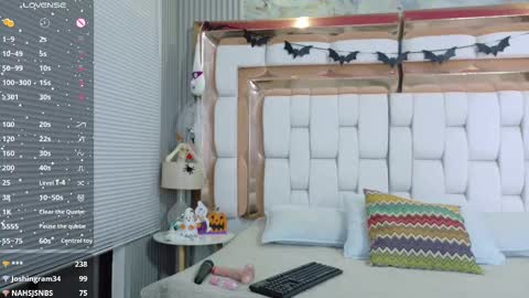 Snapshot of slutlittlecamila chatting on October 2025 02:56:02 AM CAMILA  online show from October 2025 02:56:02 AM