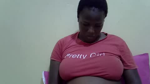 Snapshot of slutmeoutbb chatting on March 2025 06:29:01 AM slutmeoutbb online show from March 2025 06:29:01 AM