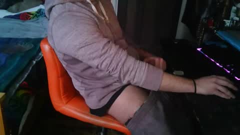 Slutsfriend online show from June 2026 07:33:02 AM