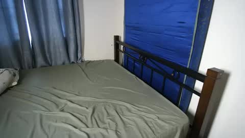 slutty_baddie online show from October 2025 05:48:01 AM